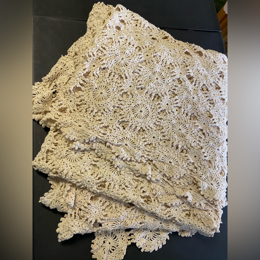 Vintage Crochet Blanket 102”x87” Floral Pattern